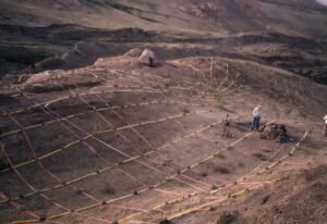 1985 Metal detector scans show the ship damage from being impaled on the large limsestone outcropping.