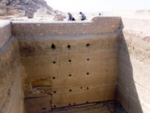 The main, centrally located bin which appears to have been the one from which the grain was taken when it was sold. (© Mary Nell Lee)